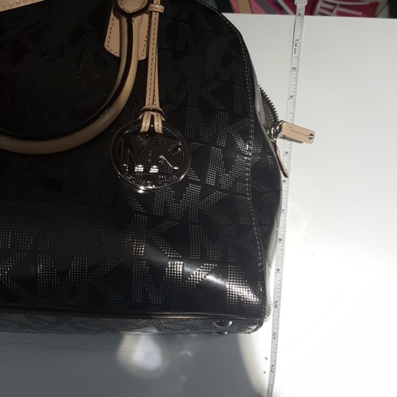 Mickael kors cross silver bag - Picture 8 of 8